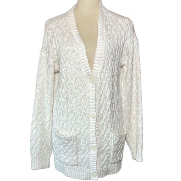 Abercrombie & Fitch Classic White Knit Cardigan w/Pockets (Medium/Large) - Picture 1 of 13